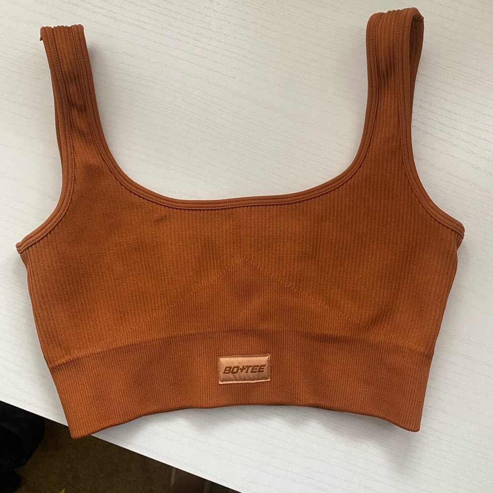 Bo+tee sports bra